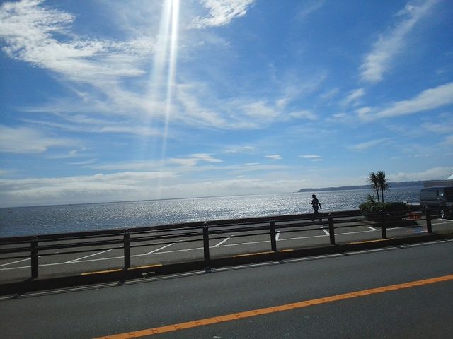 �Ëv��l_�O�Y�E�C���h�T�[�t�B���X�N�[���@�V�����E���[�t�E�B���h�T�[�t