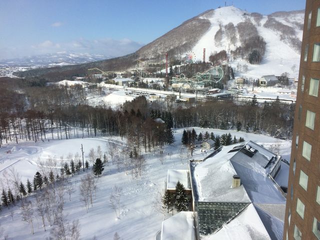 �E�F�X�e�B���B��������̒���_���X�c���]�[�g