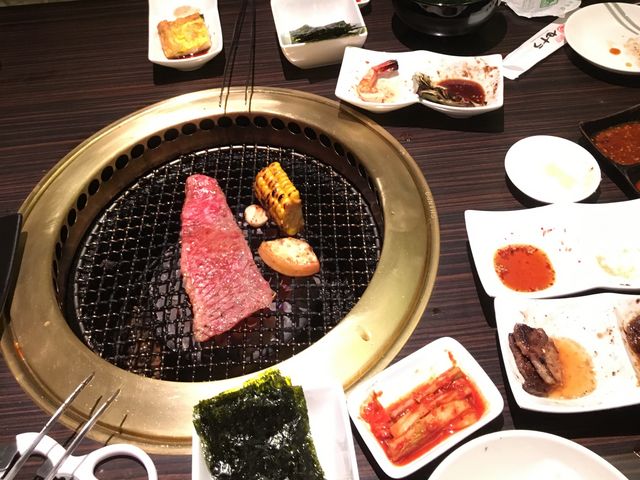 ~bVF̏ē Zi FJX̓eʐ^1