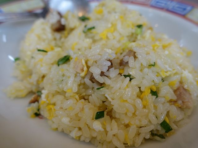 nj[Zu̓񌬖ڔѓX̓eʐ^2