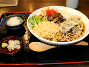 �C���J���񂳂�̎�ł��� ���q �{�O�̓��e�ʐ^1