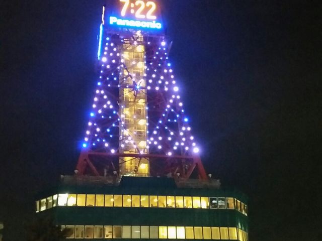 �~�̖�̃e���r���͂Ђ�����Ƃ��Ă܂����B_�����ۂ�e���r��