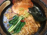 �~���L�[����̖ˉ���C�E���c��`�X�̓��e�ʐ^1