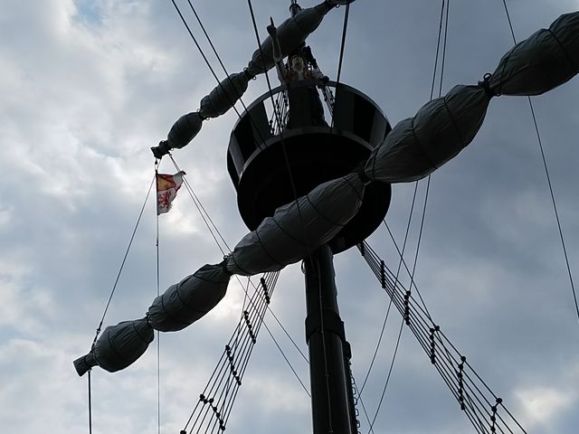 �����G�X�p�[�j���N���[�Y