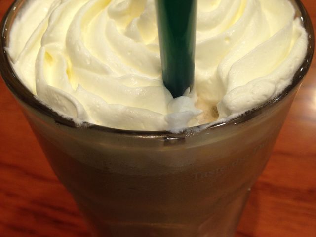 낣̃^[YR[q[VbvRԏ\a@XiTaste the Difference | TULLYfS COFFEEj̓eʐ^1