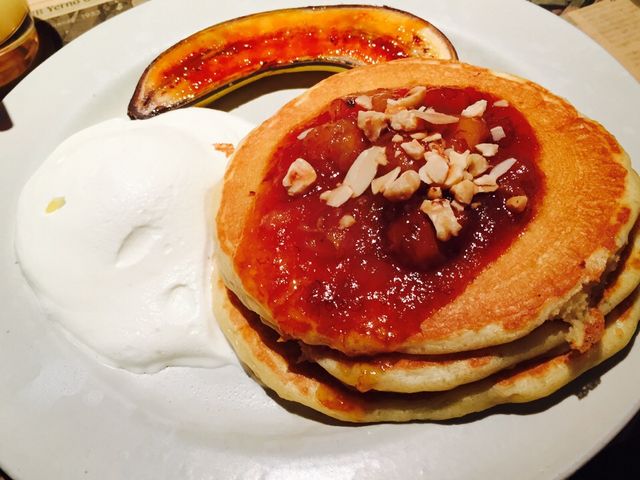 pP[L_^uXJtF TABLES CAFE