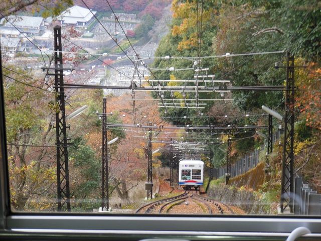 すれ違い_叡山ケーブル