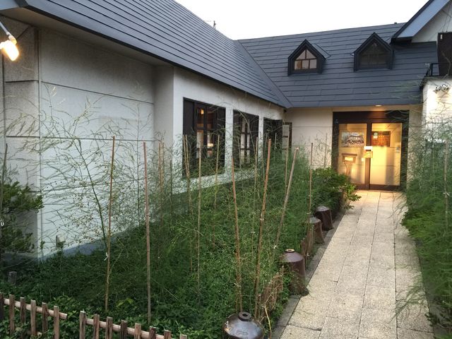 ZXɂǂ̊OςłB_XgEoXN