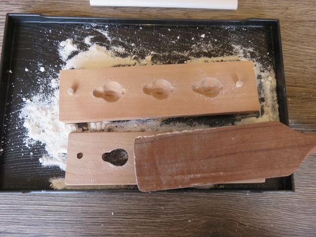 �����َq���_UraUraTour���s