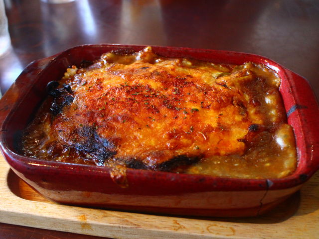 MX̏ĂJ[_CAFE RESTAURANT  BEAR FRUITS