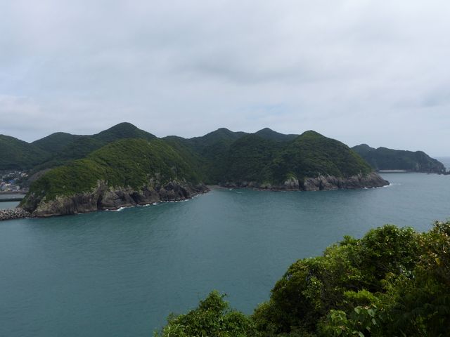 �u�̏ォ�猩���C�ݐ�_�o����