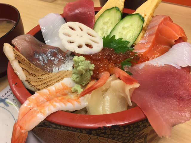 ̂Ԃ̋tIŐ~łI_ĒÂȃZ^[