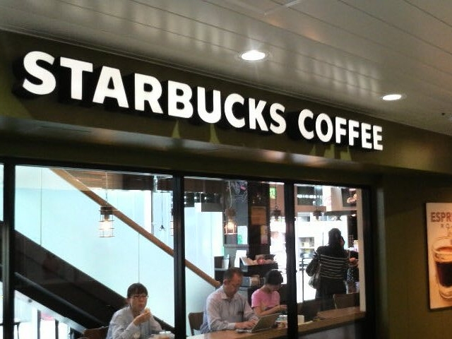 Jw̉DoĂ΂ɂ܂_X^[obNXER[q[ JwOX