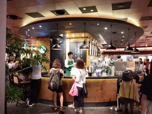 I[vLb`ŃIV_X^[obNX R[q[ LUCUA osakaXiStarbucks Coffeej