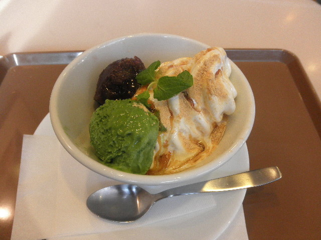 т_T}NJtFԎRXiCHOCO CRO SAINTMARC CAFEj