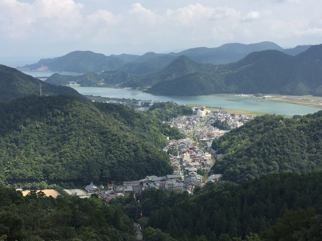 ���̉���X�B��ɂ̓M���M�����{�C�������܂��B_��t�R