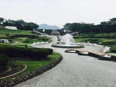 Ȃ̍ĉ݂m̌ΔȌւ̓eʐ^1