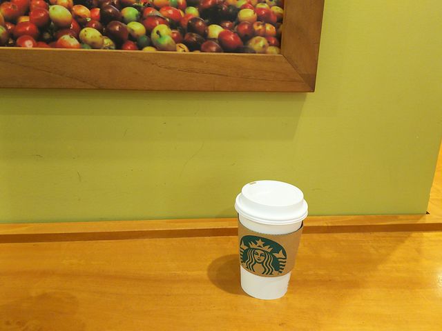 ҂Ԃɂ҂_X^[obNXR[q[ }GƂܓX