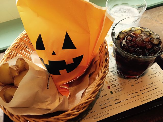 nEBdl̕ݎ_tbVlXo[K[  O{3ړX