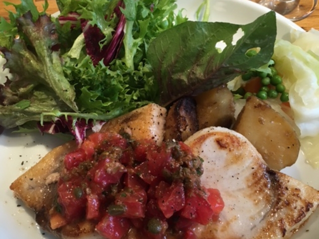 ˂񂳂BOUCHERIE AmiaBras̓eʐ^1