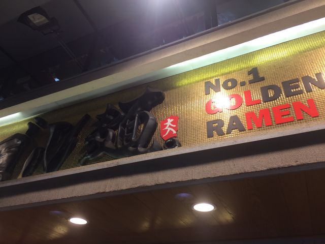 S[f[𗪂ăS˂ƂlqB_S YOKOHAMA