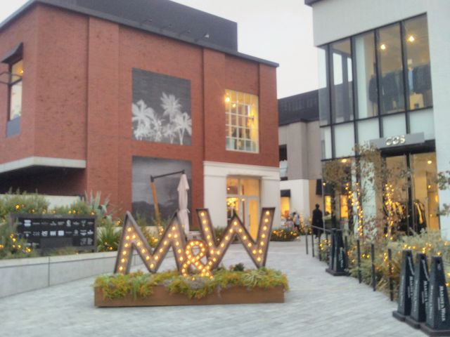 MARINE & WALK YOKOHAMA_MARINE & WALK YOKOHAMA�i�}���� �A���h �E�H�[�N ���R�n�}�j