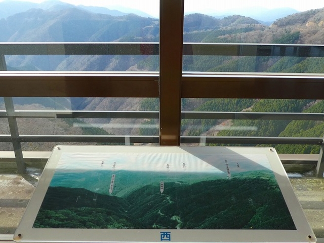 a̎RE܂XJC^[@]_܂XJC^[