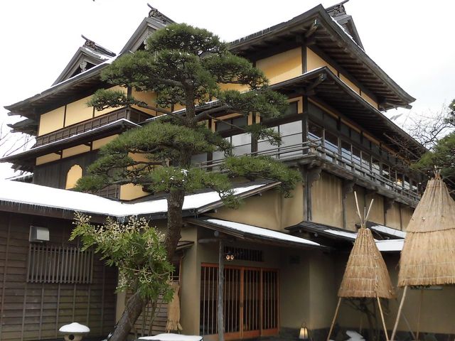 �C_�\��s���������E�i���˂䂤�j