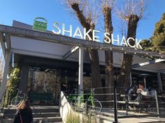 傱̃VFCN VbN O傤ؓXiSHAKE SHACKjւ̓eʐ^1