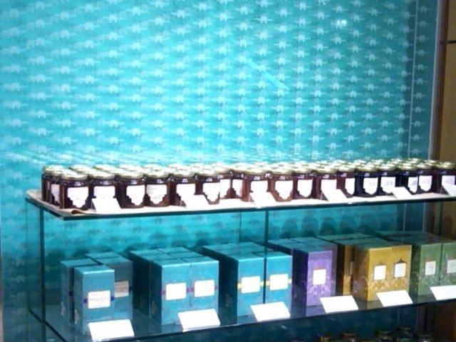 wFortnum  MasonE{OzXxB_elE{OzX