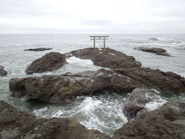 ���̏o�͐_�X������ł��傤��_�_�钹��