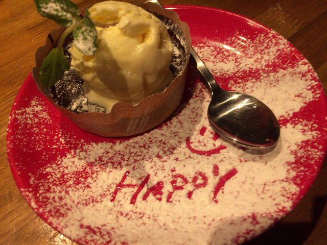 悳̃C^Ao CONA Ri z\ԓX̓eʐ^2