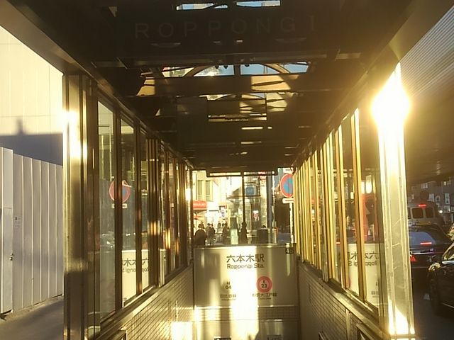 �Z�{�؉w_�������g������J���Z�{�؉w