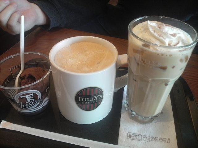 Hc̃^[YR[q[ TULLY'S tHeAKITAX̓eʐ^1