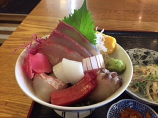 �o�����[�t�ŐH�ׂ��C�N���B_����o�����[�t