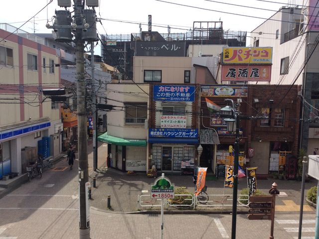 �z�[�����_�i�q�{���{���w