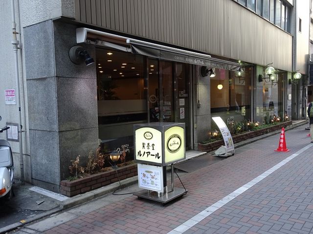 SHIN����̃��m�A�[��������X�̓��e�ʐ^1