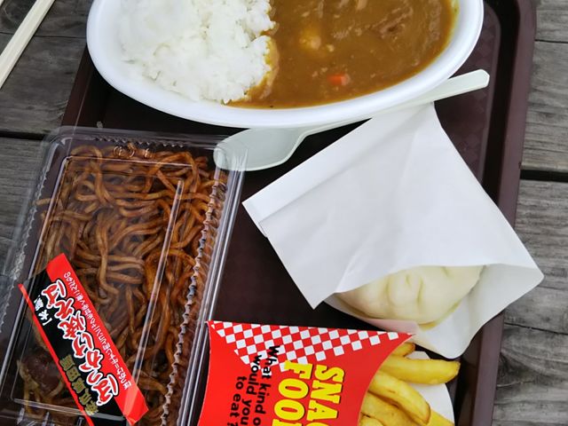 �J���[�Ȃ�_�O���[�����[�t