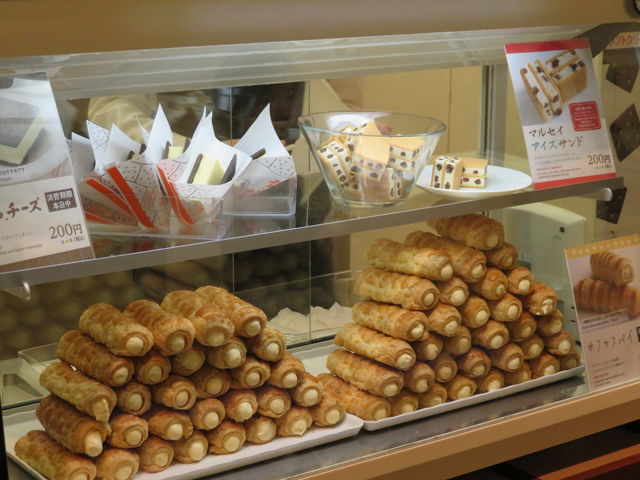 ���ꂪ�{�X����̕i�X_�Z�Ԓ��{�X