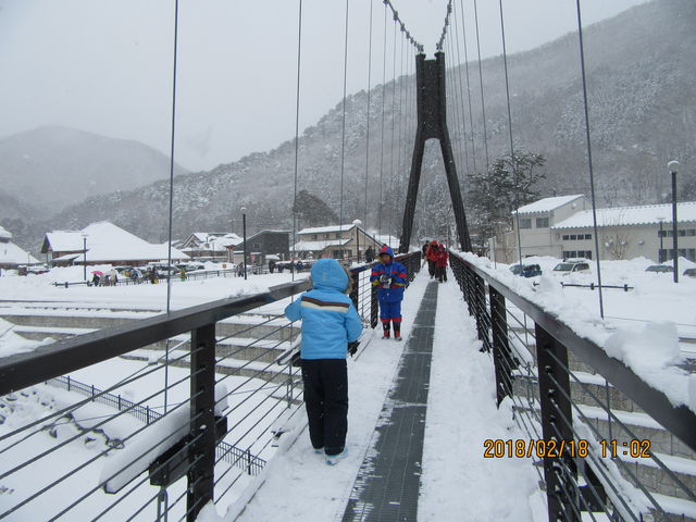 �q���͌��\�|���݂����B_�����쐅�̋��@��݋�