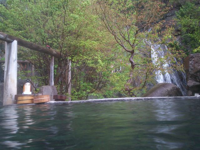 �����̓�