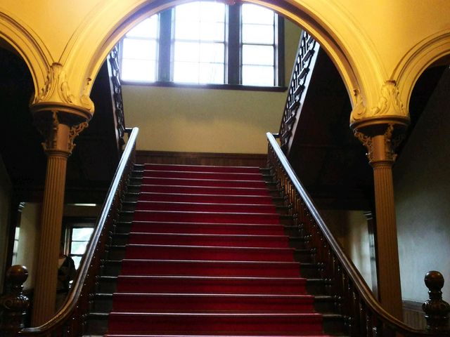 2�K�֏オ��K�i���ǂ������ł�_�k�C�������{����(�Ԃ�񂪒���)