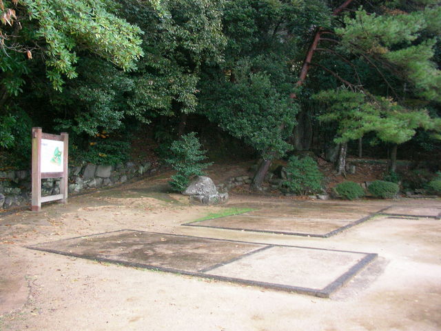 ���΂���̋g�c���A�a���n�̓��e�ʐ^1