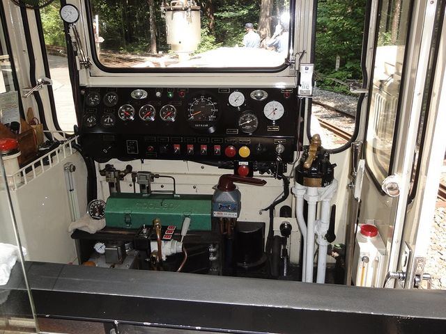 �@�֎Ԃ̃R�b�N�s�b�g_�ԑ򎩑R�x�{��