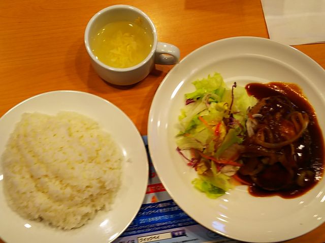 ˂񂳂̃KXg OO铌X̓eʐ^2