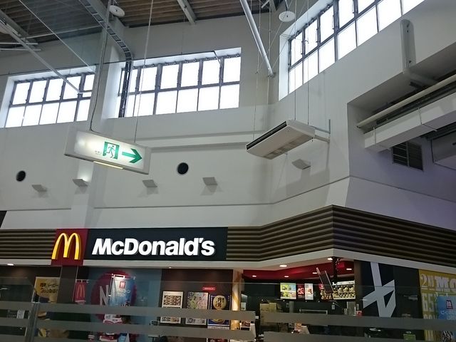 ܂܂̃}NhihvRgAX[X̓eʐ^1