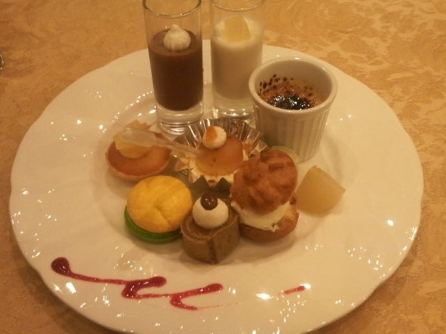 }CN[ˌEfBi[EfU[g10ڂ_ze}CN[ˌ