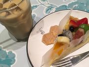 �Ȃ߂���̃L�� �t�F �{�� �O�������]������̓��e�ʐ^1