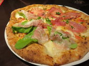 yosshỹi~wCsU̓eʐ^4