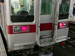 ky�A�K�^����̓����S�����V��w�ւ̓��e�ʐ^1